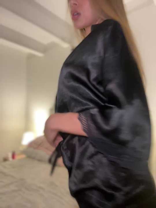 SelenaStone cam recording