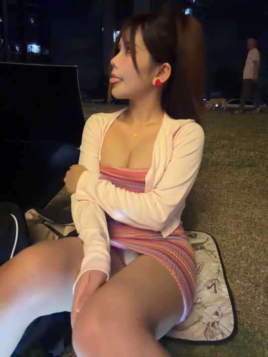 Selenaaaaa- cam recording