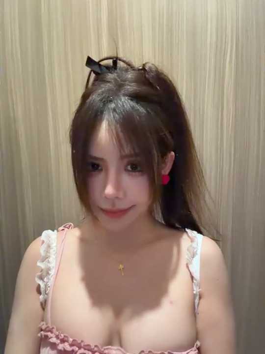 Selenaaaaa- cam recording