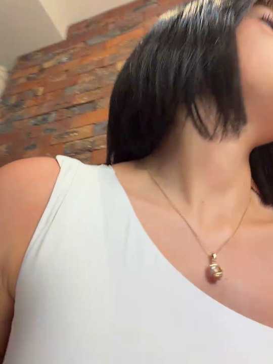SeleneHale Stripchat recording – Oct 17, 2026
