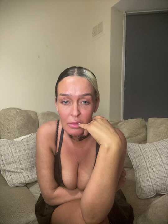 Sexmad_Elle Stripchat recording – Oct 21, 2026