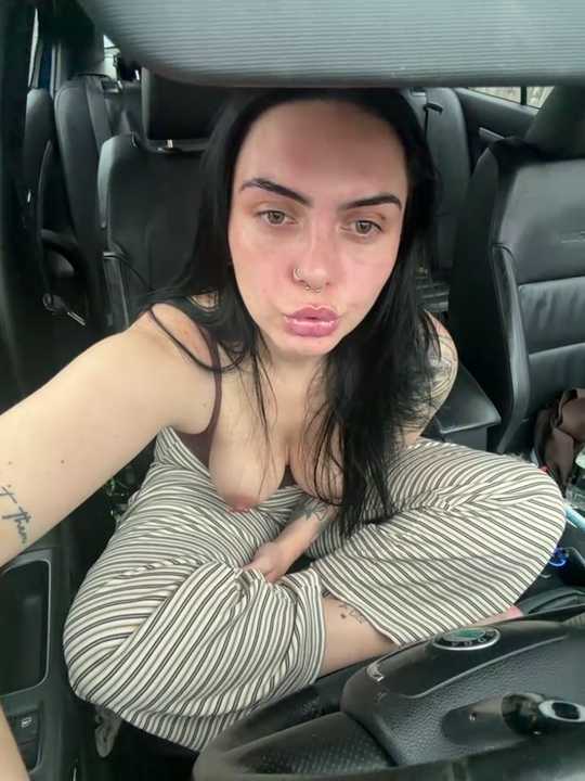 Sexy-Scottish-Slut Stripchat recording – Oct 19, 2026