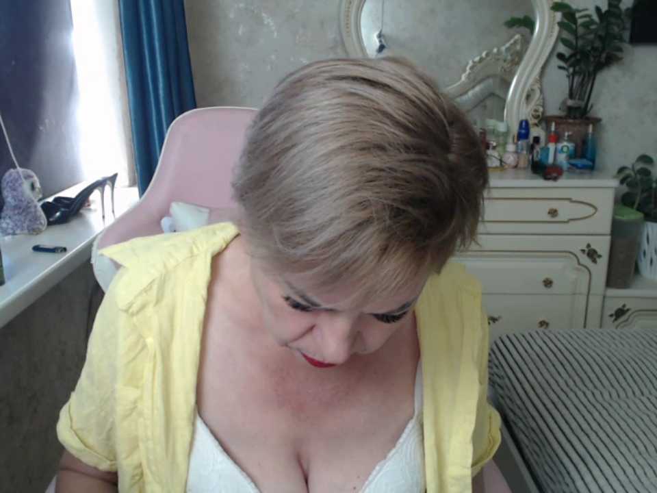 SexyLena77777 cam recording