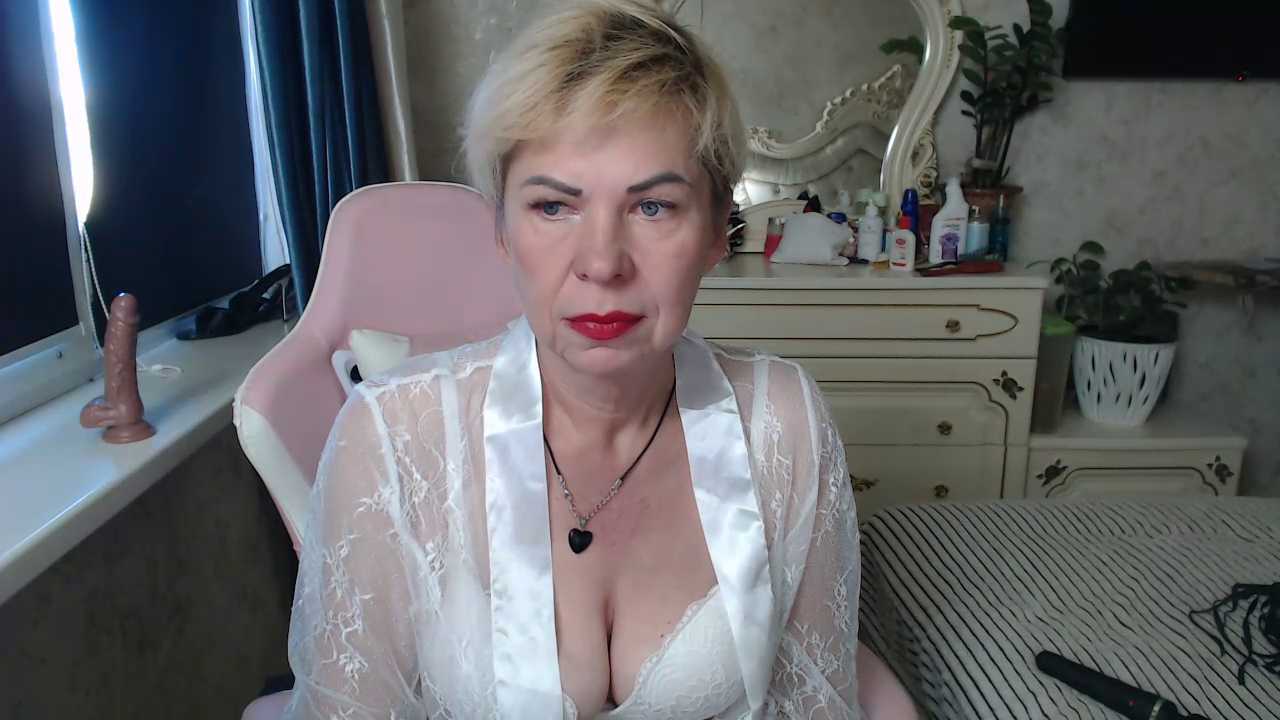 SexyLena77777 cam recording