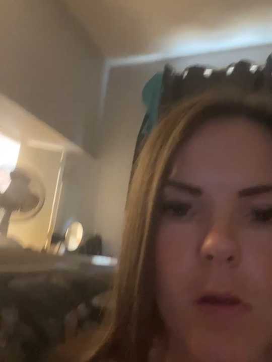 SexyLoLoUK cam recording