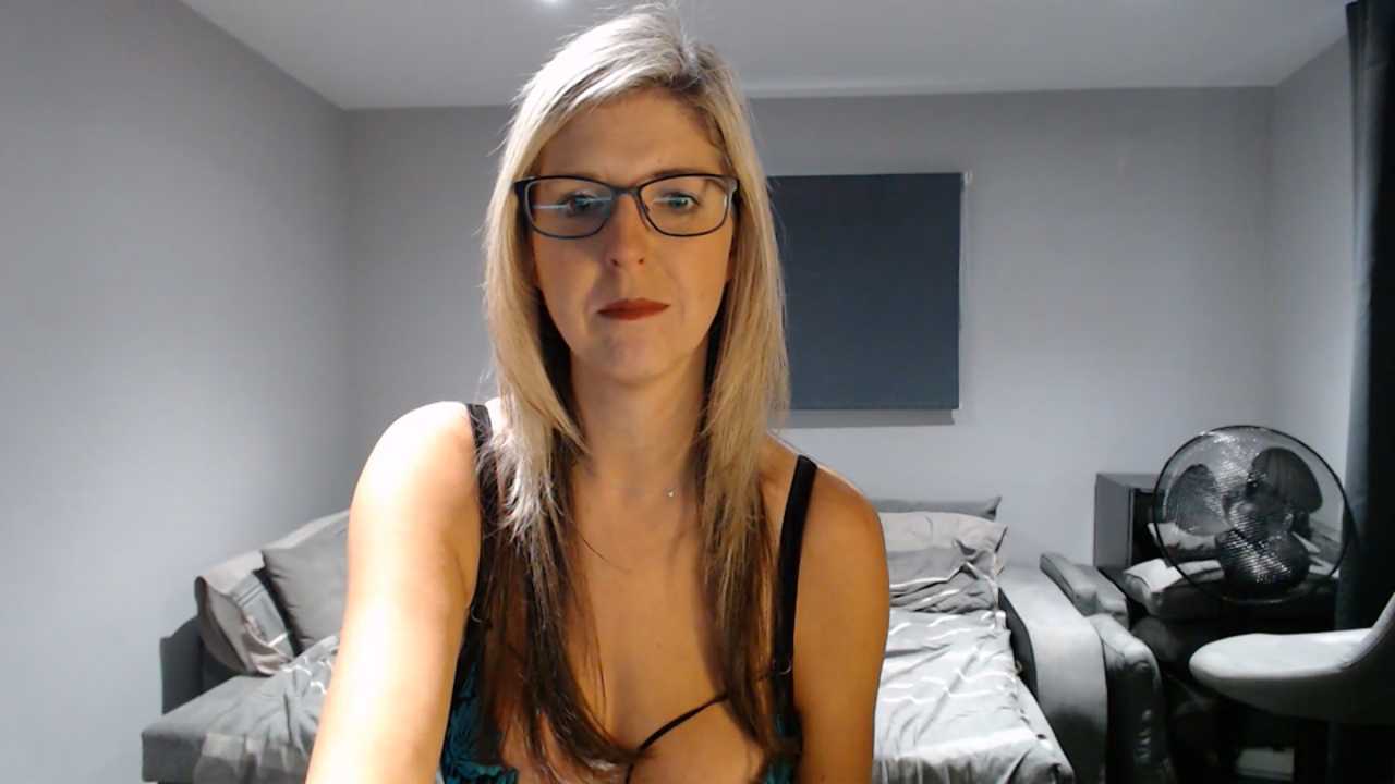 SexySamantha_xx Stripchat recording – Oct 21, 2026
