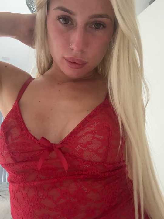 SexySaraxxoo