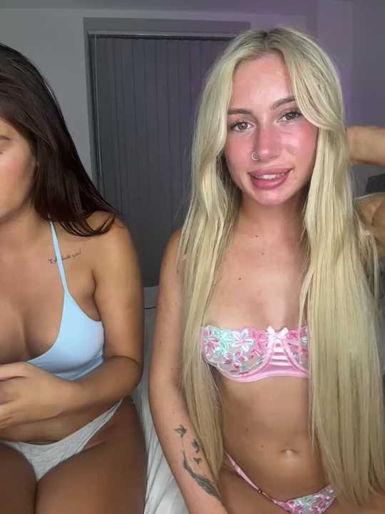 SexySaraxxoo