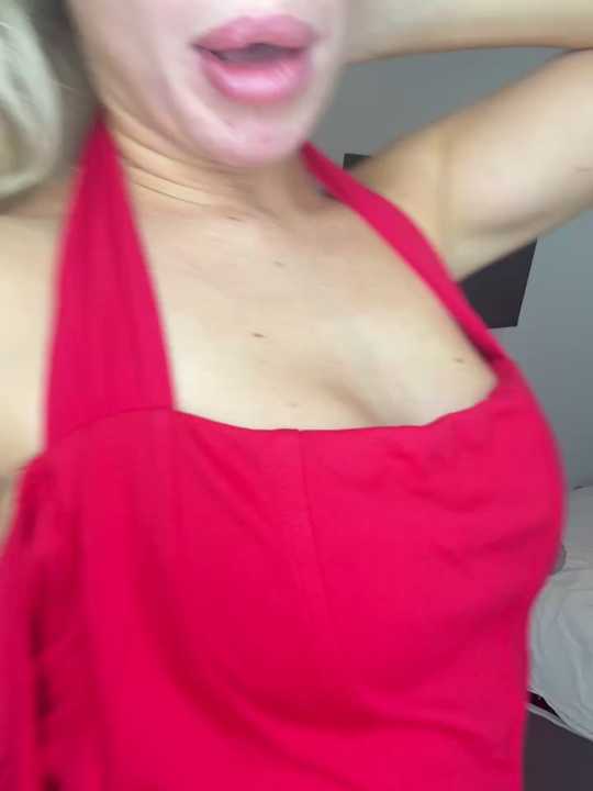 SexySaraxxoo