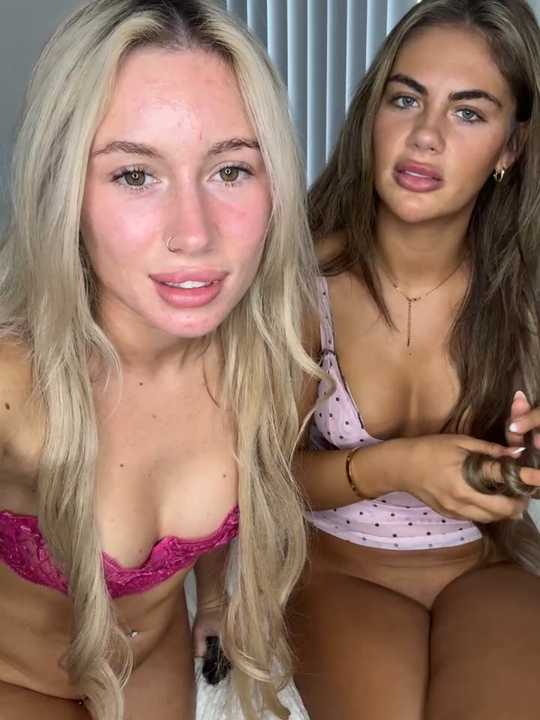 SexySaraxxoo cam recording