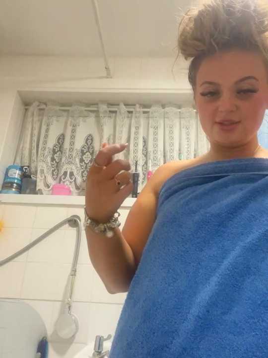 SexySashaxox cam recording