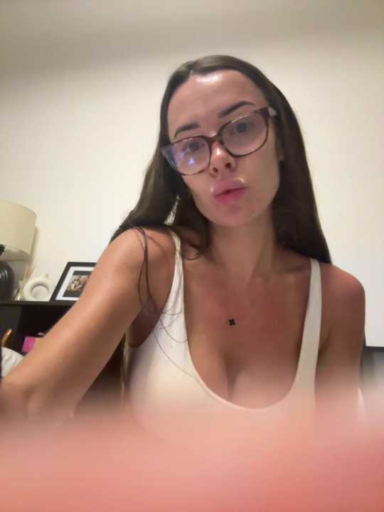 SexySophiaax Stripchat recording – Oct 18, 2026
