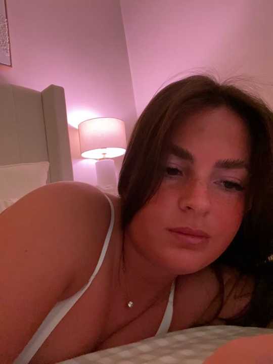 SexyWillowUk cam recording