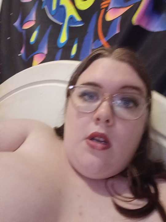 Sexycurvyemilyy cam recording