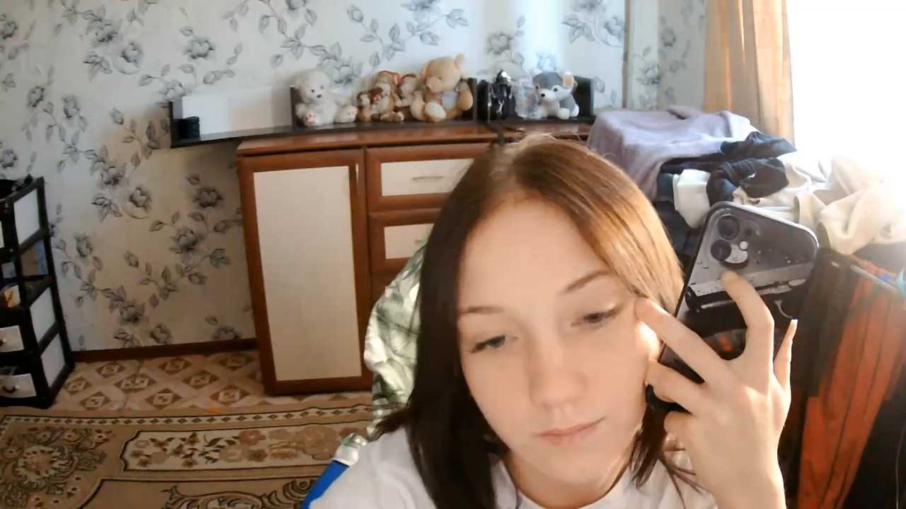 Showmyboobs