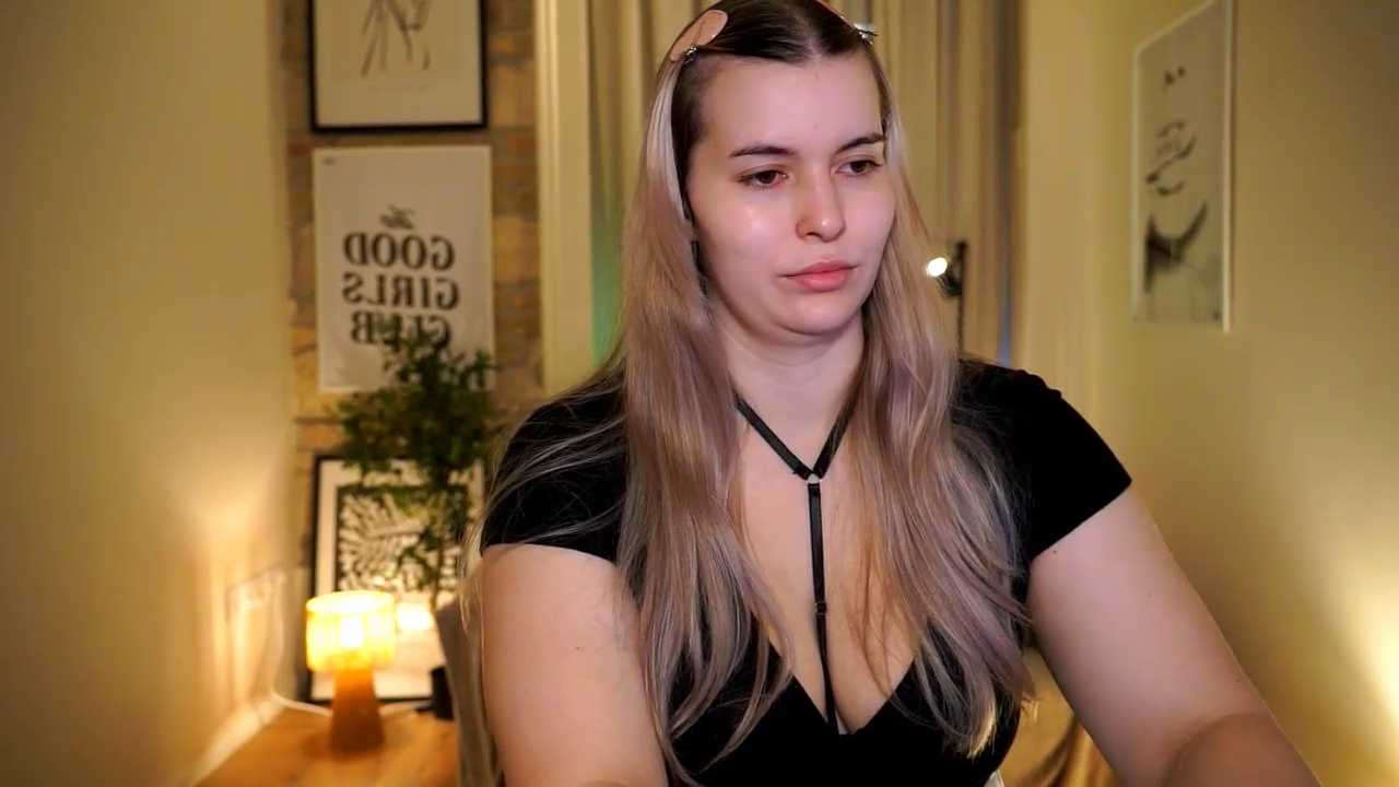 ShyHotNerd cam recording