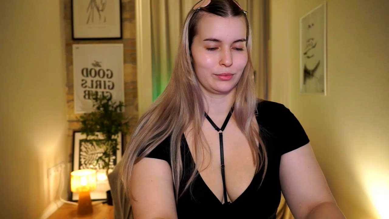 ShyHotNerd cam recording
