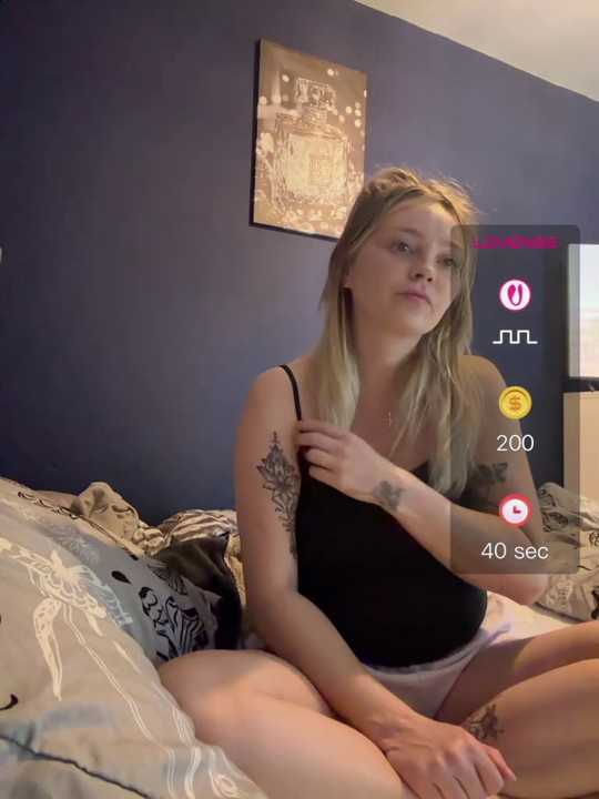 Sky25x Stripchat recording – Oct 24, 2026