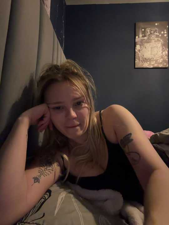 Sky25x Stripchat recording – Oct 24, 2026