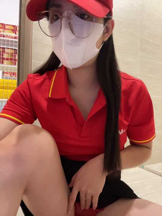 Sneaky_Cumshoot Stripchat recording – Oct 24, 2026