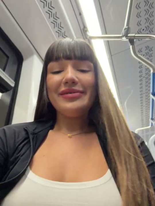 Sophie_Avory Stripchat recording – Oct 21, 2026