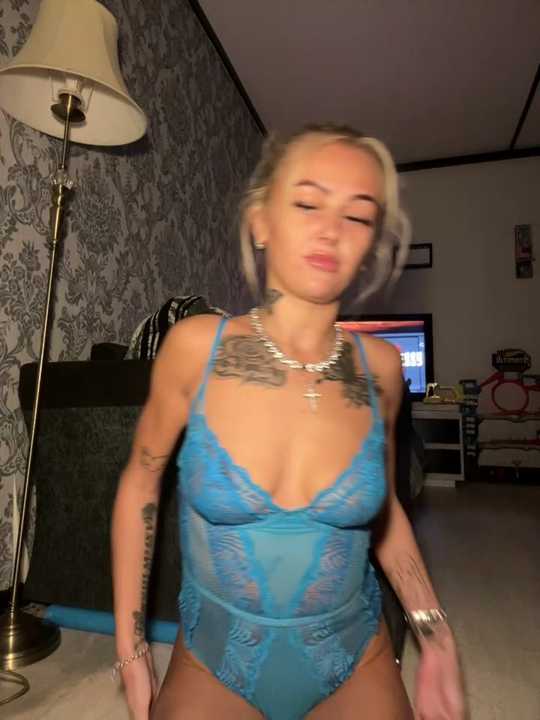 SquirtQueenNaughtyCourts