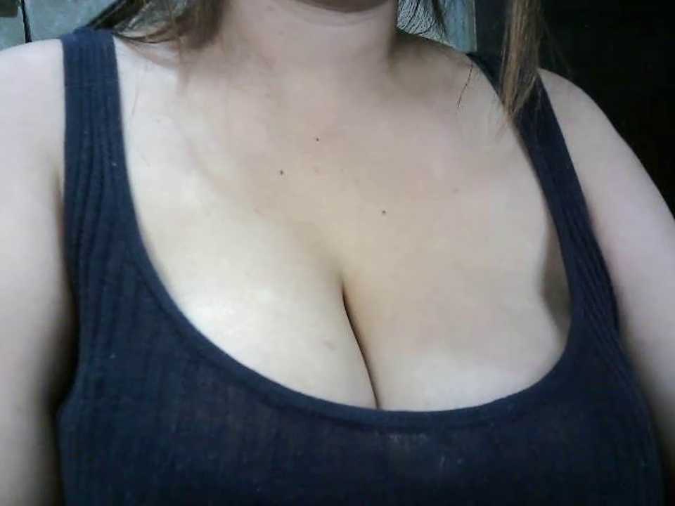 SquirtSellene18