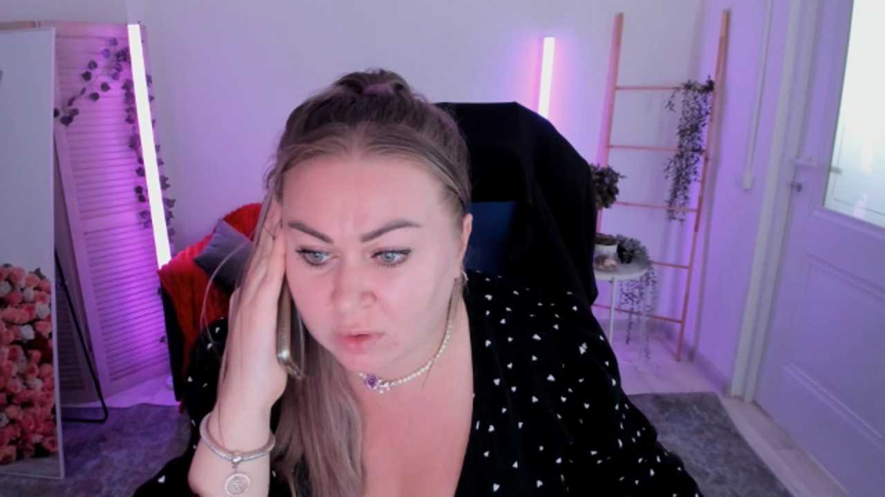 StaryWhisper cam recording