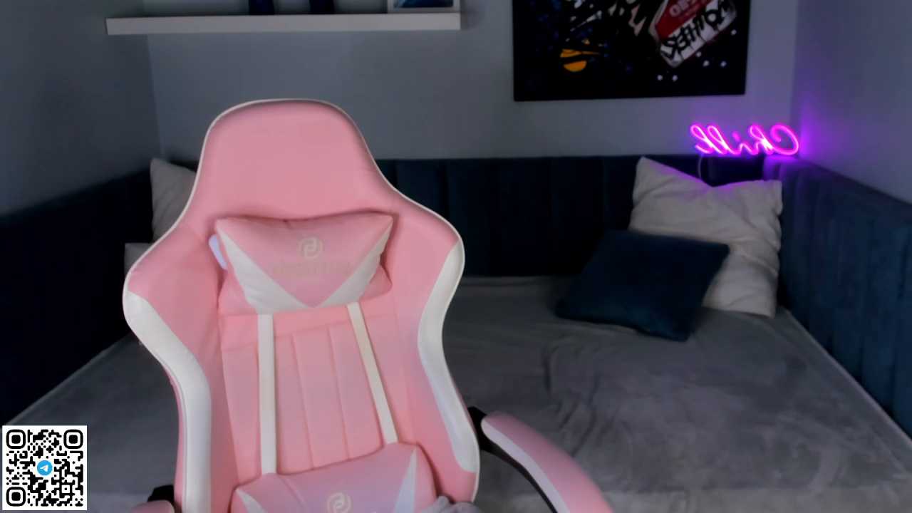 Stella_Lee