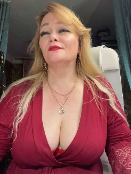 Sweet-blonde cam recording