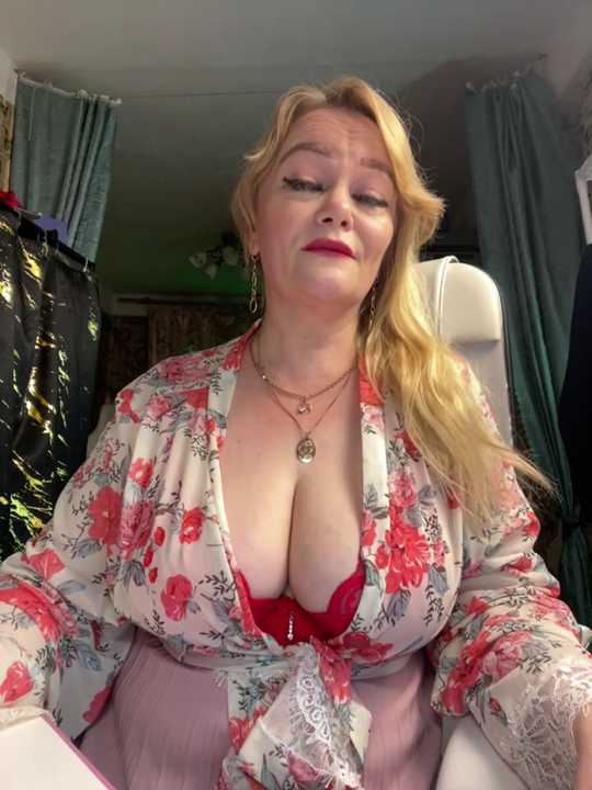 Sweet-blonde cam recording