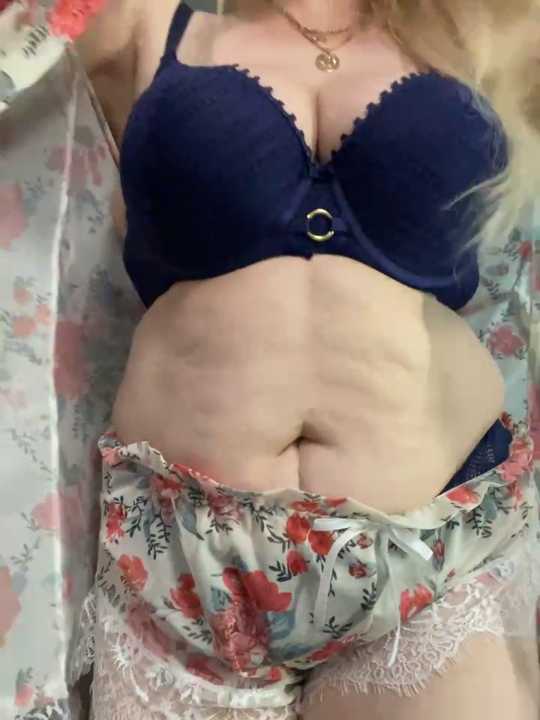 Sweet-blonde Stripchat recording – Oct 24, 2026