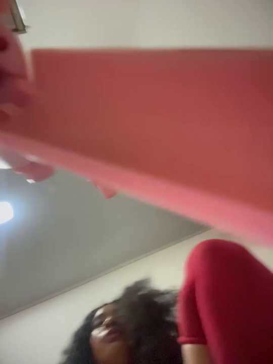 SweetCheeksXXX cam recording