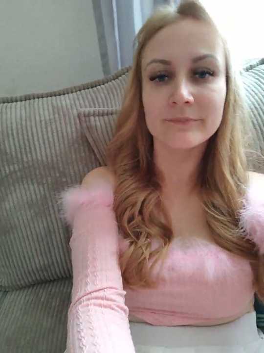 SweetGermanGoddess cam recording