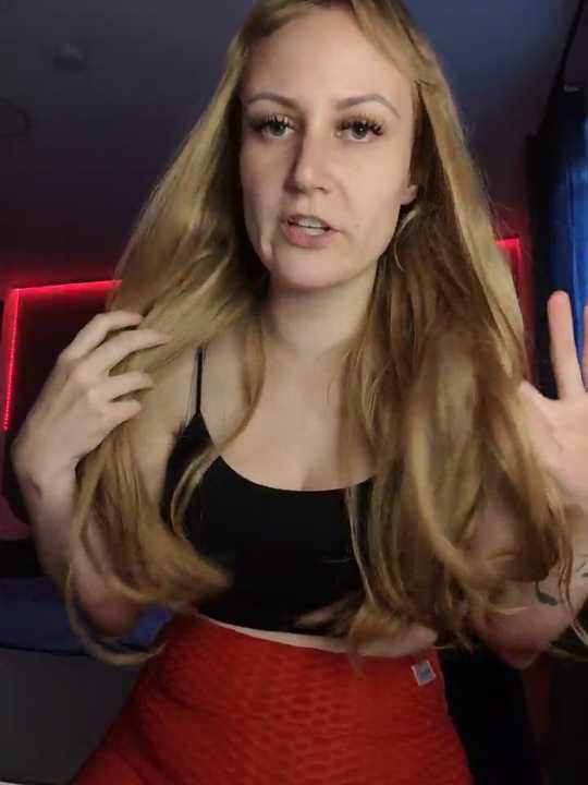 SweetGermanGoddess cam recording