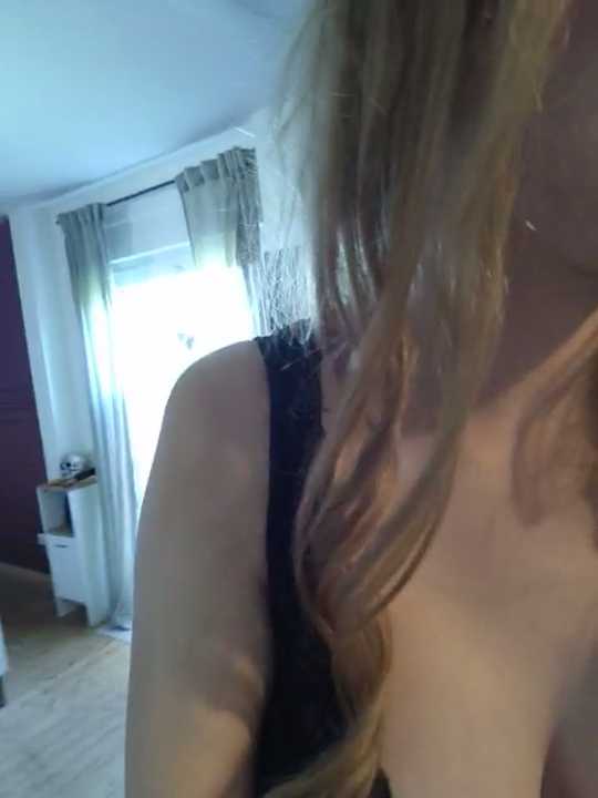 SweetGermanGoddess cam recording