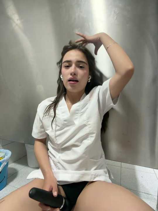 Sweet_Milaa1 cam recording