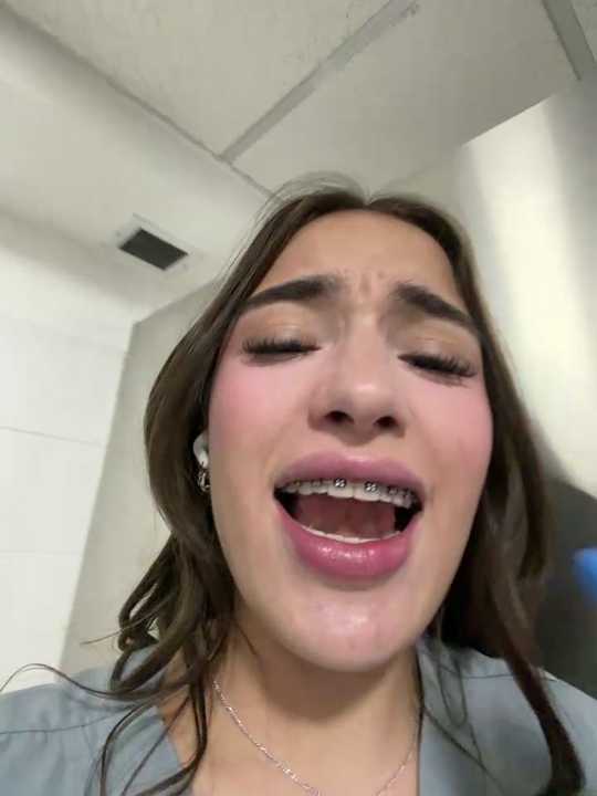 Sweet_Milaa1 cam recording