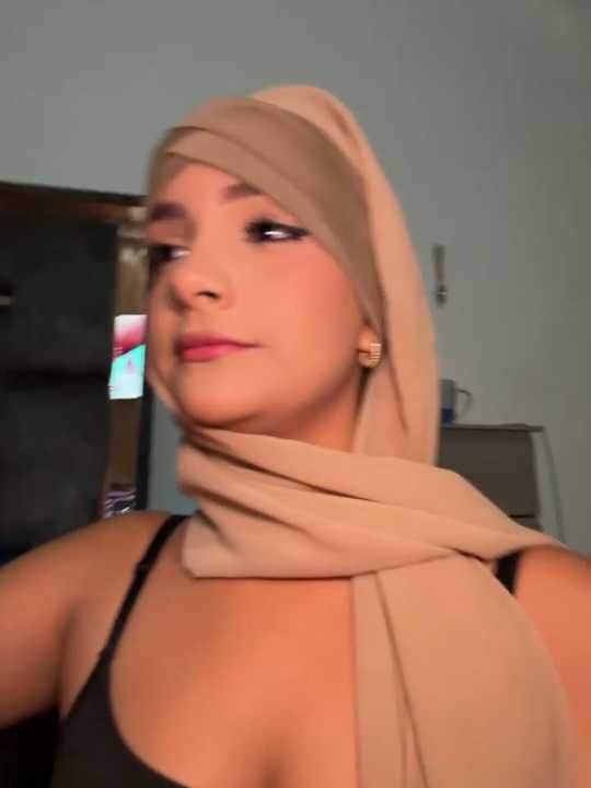 Sweet_TemptationXX cam recording