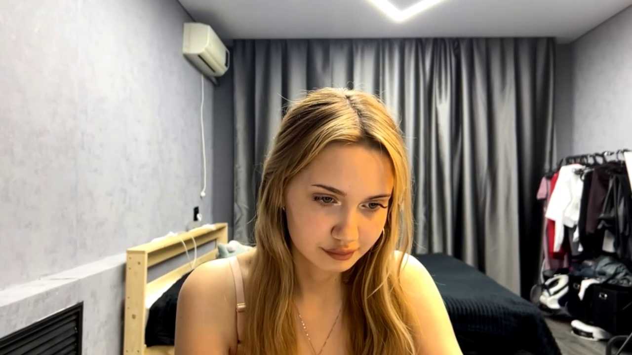 Sweet_bluue cam recording