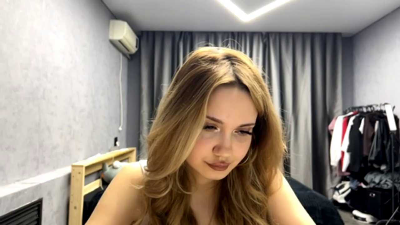 Sweet_bluue cam recording