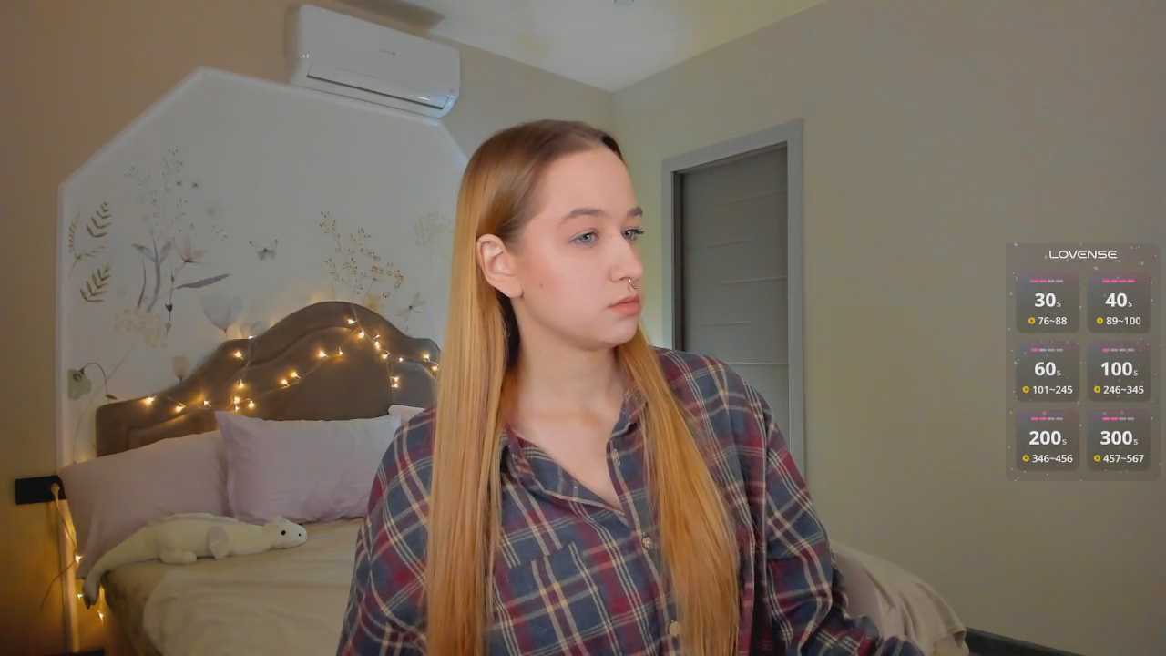 Sweett_Monica cam recording