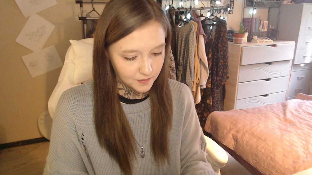Taissa_Harmon cam recording