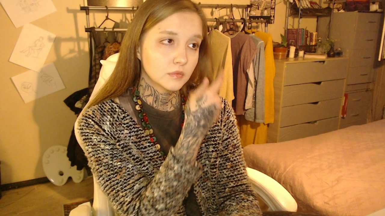 Taissa_Harmon cam recording