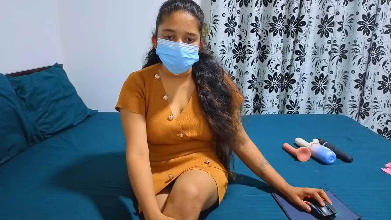 Tatoo_girl cam recording