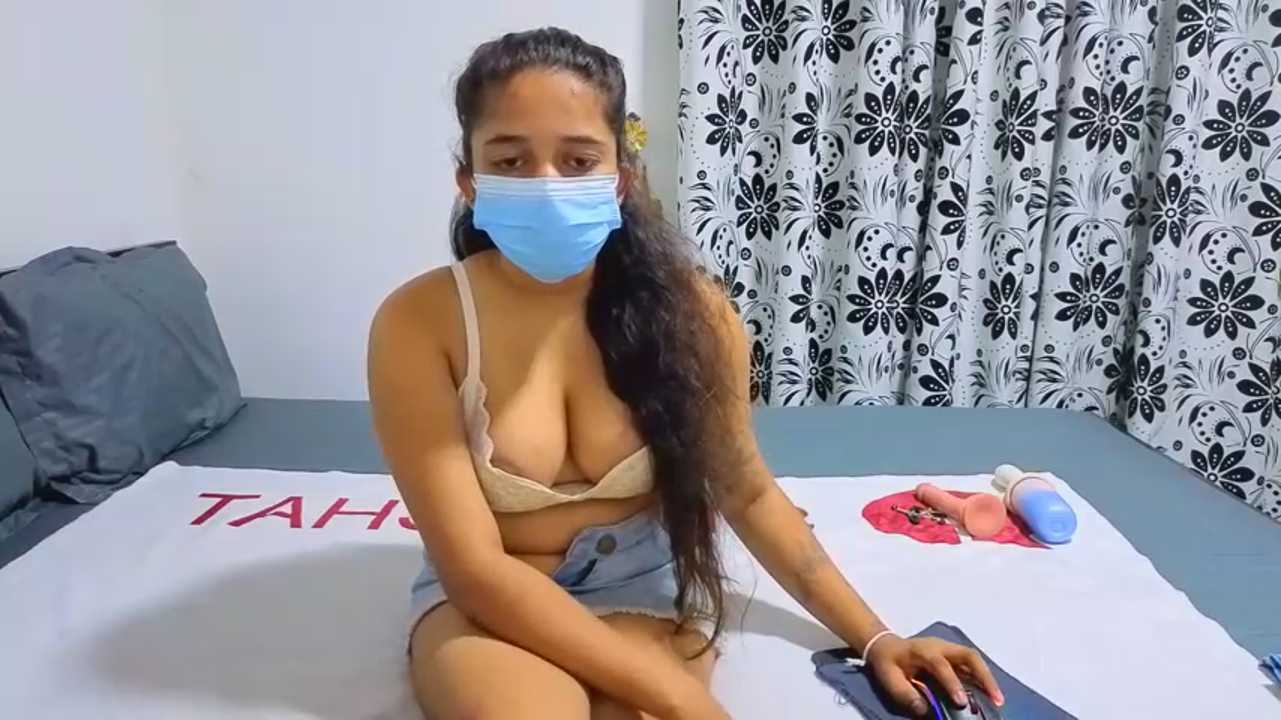 Tatoo_girl cam recording