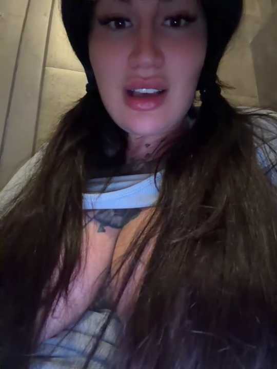 TattooGirlAlia cam recording