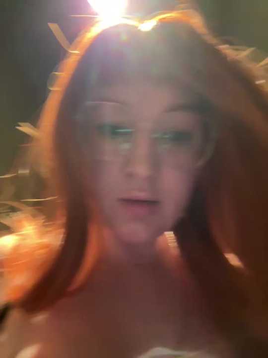 Teya_moon_