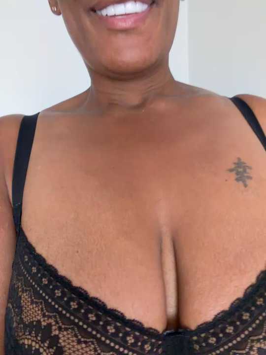 ThatGilfNextDoor