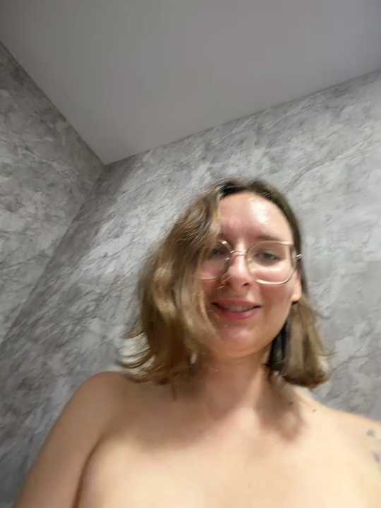 The_Snowwhitee